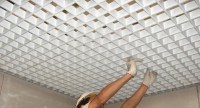 GIÁ TRẦN NHÔM CARO